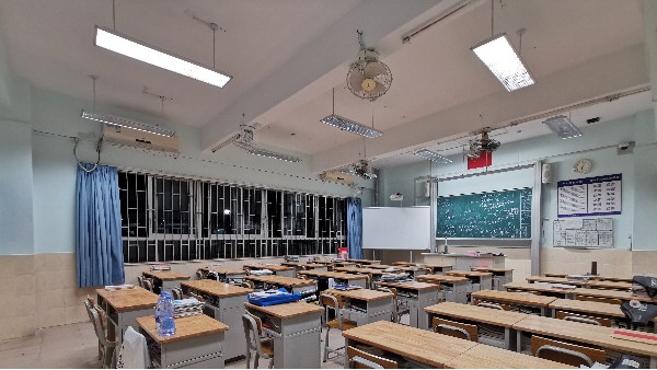 呵護(hù)學(xué)生的視力，教室照明要選led護(hù)眼教室燈具