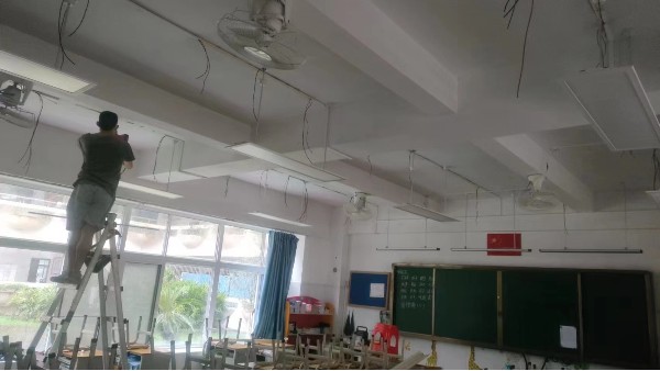 河南：《中小學及幼兒園教室照明驗收規(guī)范》要求